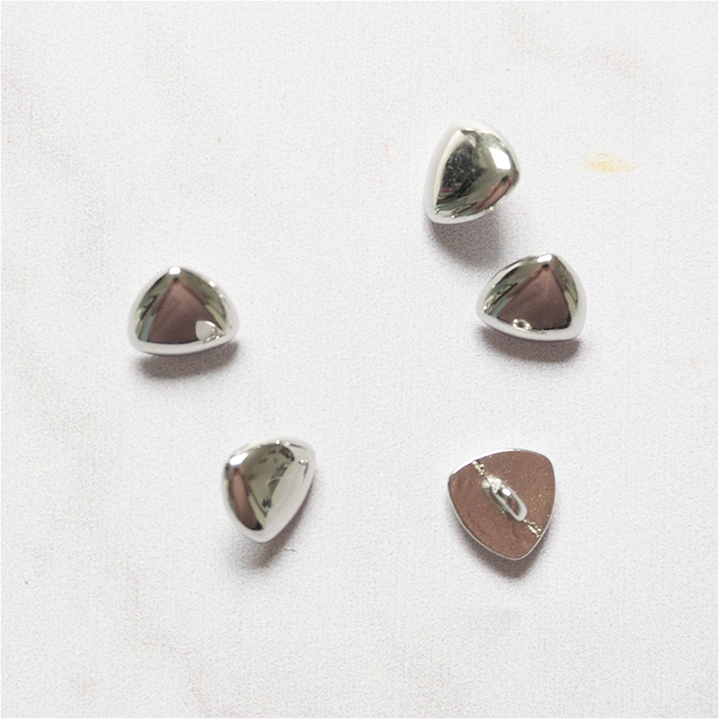 BOUTON MÉTAL ARGENTÉ HUGO